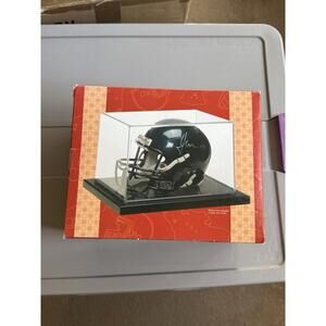 Collector’s Museum Display Case 8”x6 1/8”x5 1/4”